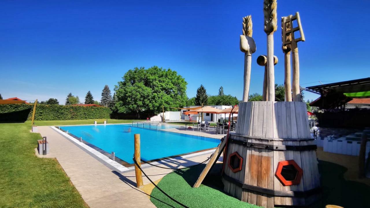 Almtalhotel Appartements In Pettenbach Εξωτερικό φωτογραφία